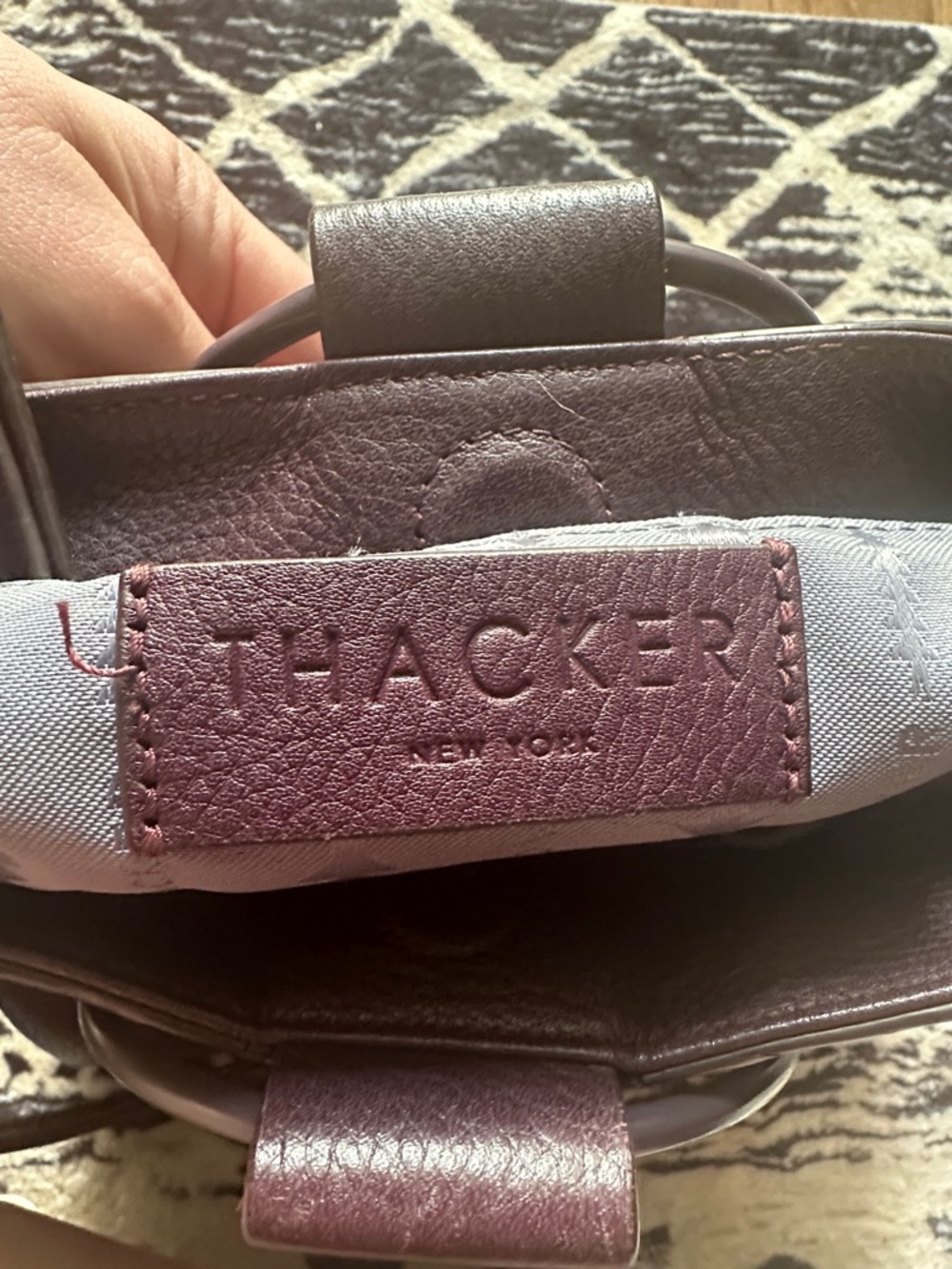 Thacker Le Pouch - Picture 2 of 4
